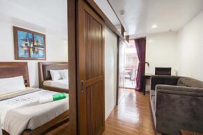 Giulius Boracay Italian Resort