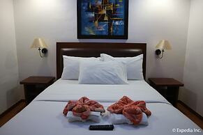 Giulius Boracay Italian Resort