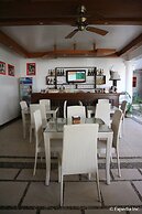 Giulius Boracay Italian Resort