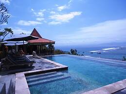 Lembongan Cliff Villas