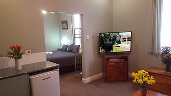 Daylesford Central Motor Inn