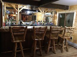 Creekside Lodge at Yellowstone