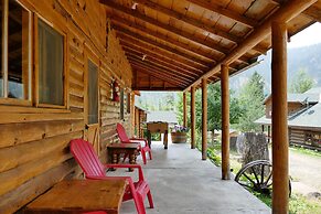 Creekside Lodge at Yellowstone