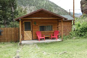 Creekside Lodge at Yellowstone