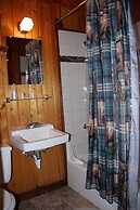 Creekside Lodge at Yellowstone