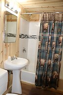 Creekside Lodge at Yellowstone