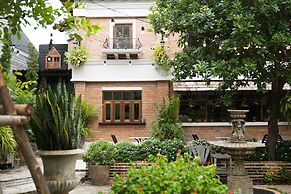 San Pareni Hotel
