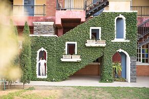 San Pareni Hotel