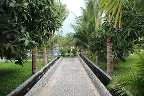 GM Doc Let Beach Resort & Spa