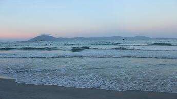 GM Doc Let Beach Resort & Spa