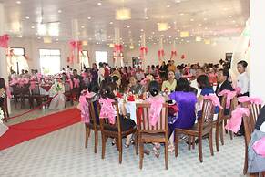 GM Doc Let Beach Resort & Spa