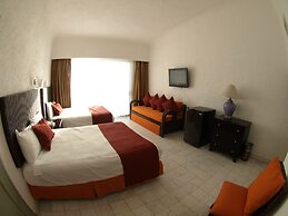 Sierra Mar All Inclusive at Tesoro