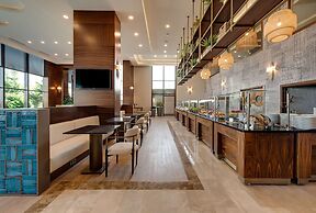 DoubleTree by Hilton Hotel Van