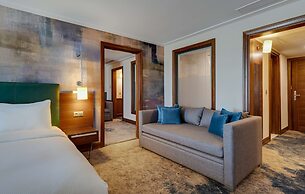DoubleTree by Hilton Hotel Van