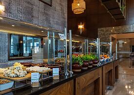 DoubleTree by Hilton Hotel Van
