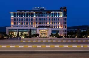 DoubleTree by Hilton Hotel Van
