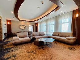DoubleTree by Hilton Hotel Van