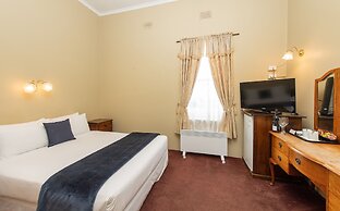 Anchorage Seafront Hotel