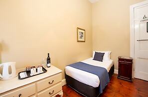 Anchorage Seafront Hotel