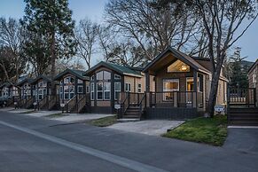 Flying Flags RV Resort & Campground