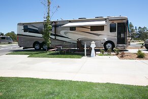 Flying Flags RV Resort & Campground