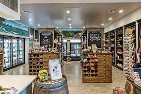 Flying Flags RV Resort & Campground