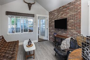 Flying Flags RV Resort & Campground