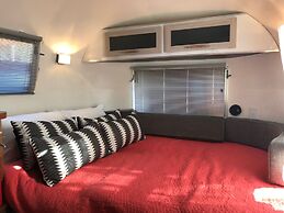 Palm Canyon Hotel & RV Resort