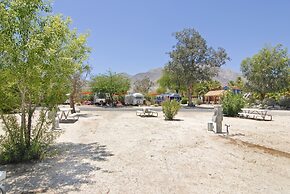 Palm Canyon Hotel & RV Resort