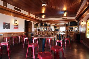 Palm Canyon Hotel & RV Resort