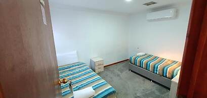 Young Goldrush Motel