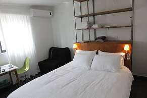 Pink House TLV - ApartHotel