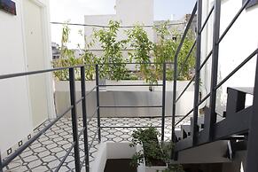 Pink House TLV - ApartHotel