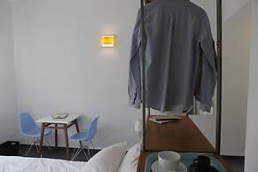 Pink House TLV - ApartHotel