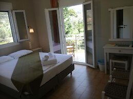Rastoni Guest House Skopelos