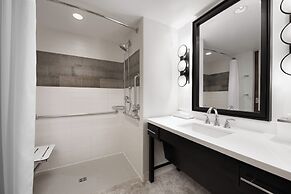 Loews Chicago Hotel