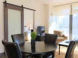 State and Grand by BridgeStreet