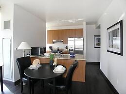 State and Grand by BridgeStreet