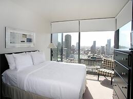 State and Grand by BridgeStreet