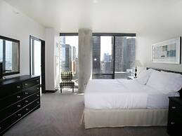 State and Grand by BridgeStreet