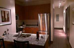 State and Grand by BridgeStreet