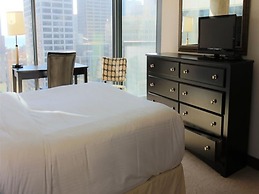 State and Grand by BridgeStreet