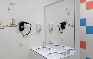 Welcome In - Suites & Hostel