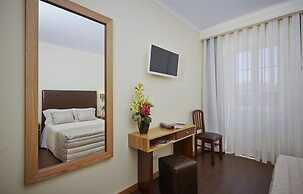 Welcome In - Suites & Hostel