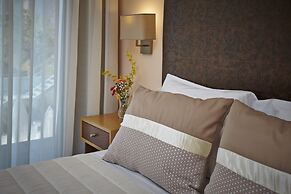 Welcome In - Suites & Hostel