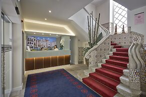 Welcome In - Suites & Hostel