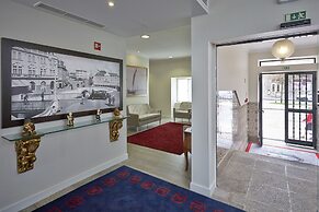 Welcome In - Suites & Hostel