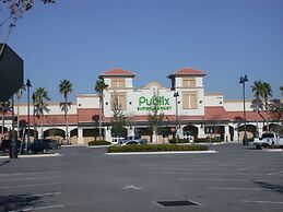 Vista Cay Commons by OVH360