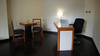 Hotel Abastos Plaza