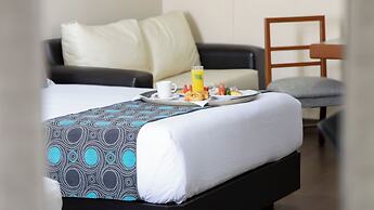 Hotel Abastos Plaza